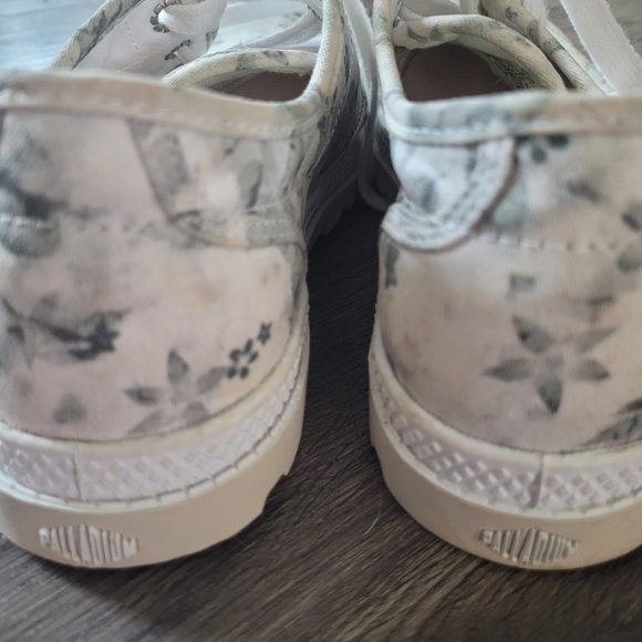 Palladium Canvas Shoes - Picture 5 of 8